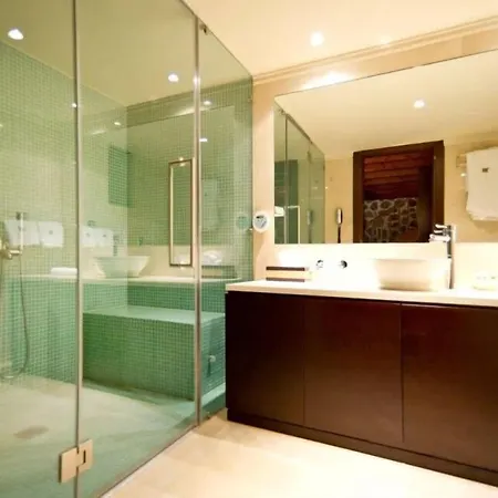 Pliadon Gi Mountain & Hotel