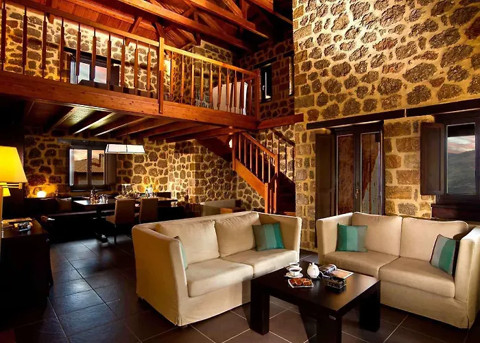 Pliadon Gi Mountain & Hotel