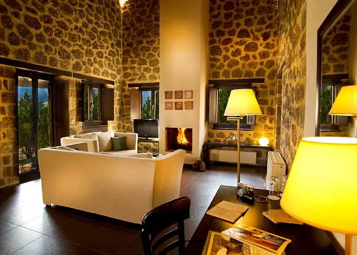 فندق Pliadon Gi Mountain & 5*